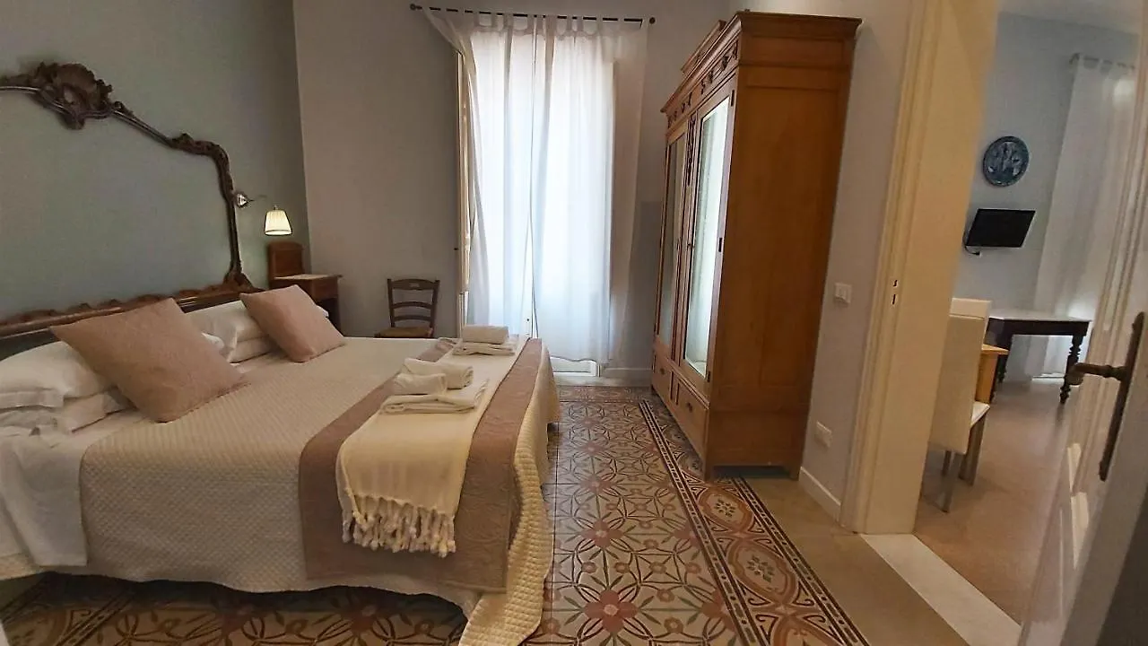 Boutique Rooms&Breakfast GranVeliero Trapani 2*,